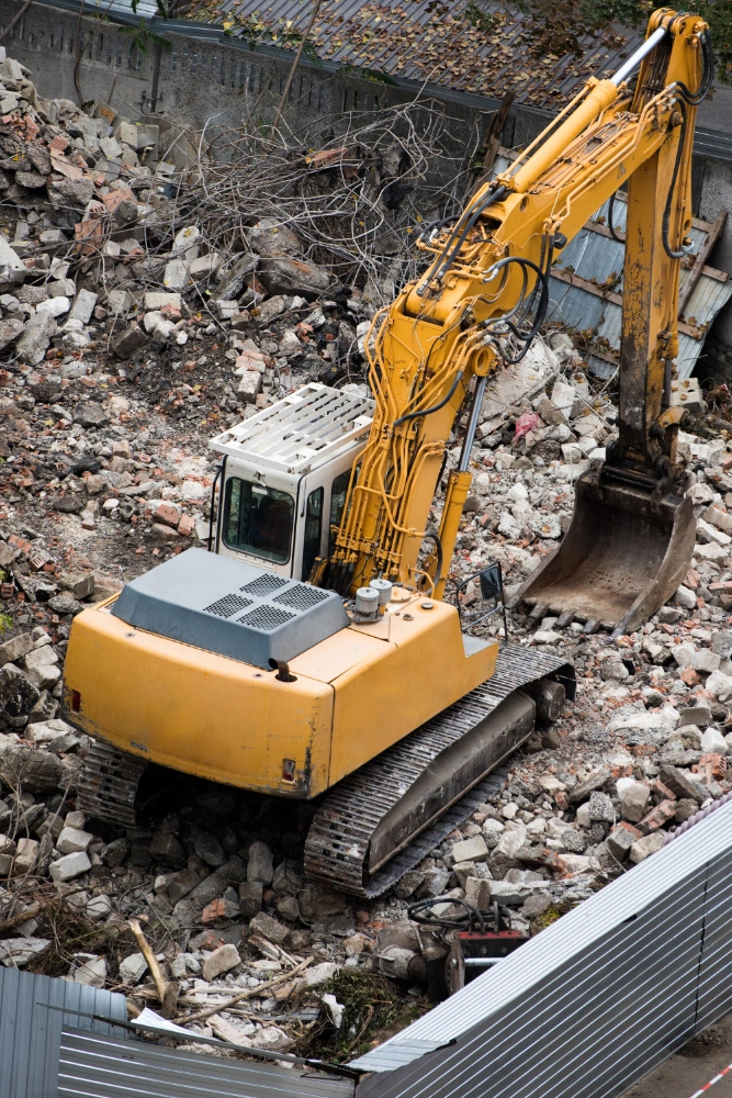 debris removal and construction waste cleanup by excavation pro la in Los Angeles